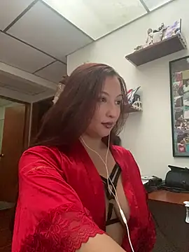 Scarlet auraa online show from 11, 1, 2026