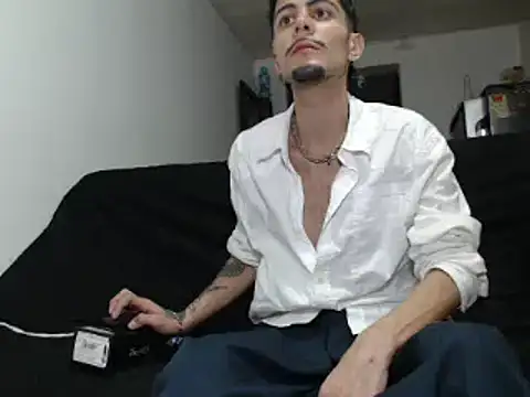 levconnor online show from 9, 3, 2026