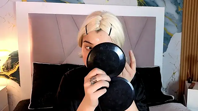 Sienna Desiree online show from 21, 6, 2026