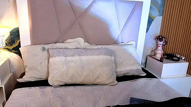 Sienna Desiree online show from 11, 6, 2026