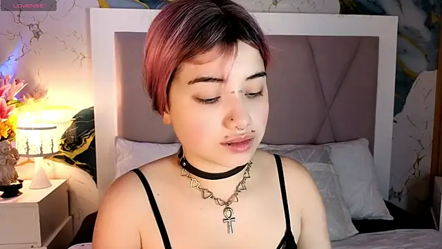 Sienna Desiree online show from 4, 7, 2026