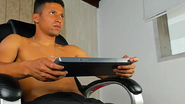 Liam Mush online show from 9, 3, 2026