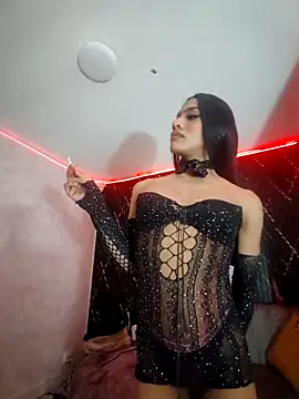 Isis Hot   online show from 2, 3, 2026