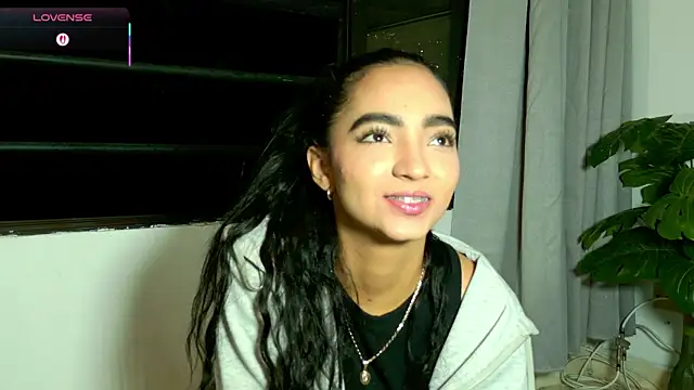 Snapshot of adelineevs chatting on 13, 7, 2026 adelineevs online show from 13, 7, 2026