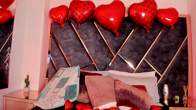 Chloe Connor online show from 14, 2, 2026