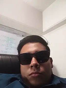 Yosoyelmismo-6737 online show from 17, 6, 2026