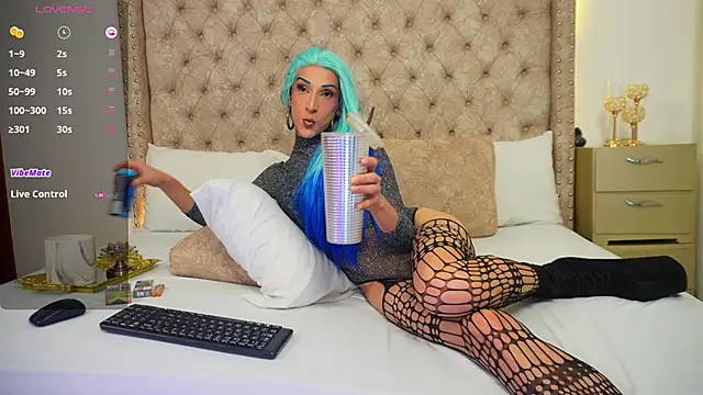 xkassandraxx online show from 13, 4, 2026