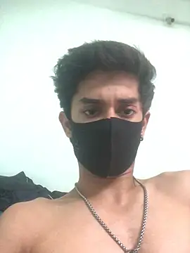 karan72819 online show from 7, 3, 2026