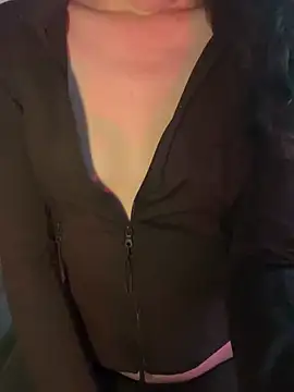 Annaluvv online show from 26, 4, 2026