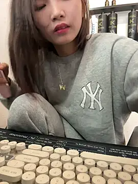 Navy Vina online show from 4, 2, 2026