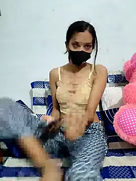 Honey lily-93 online show from 13, 2, 2026