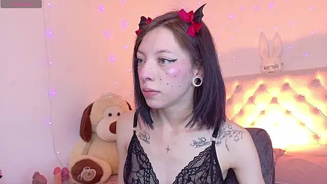 Snapshot of Diamond__cherry69 chatting on 23, 7, 2026 Diamond cherry69 online show from 23, 7, 2026