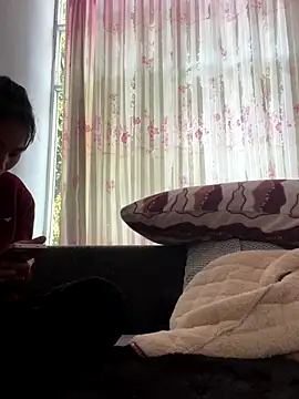 Faded pink online show from 7, 1, 2026