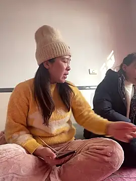 Faded pink online show from 6, 1, 2026