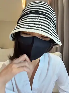 Snapshot of ZJbaby chatting on 29, 5, 2026 ZJbaby online show from 29, 5, 2026