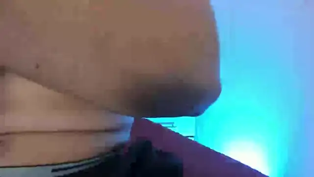 Liam saint online show from 9, 4, 2026