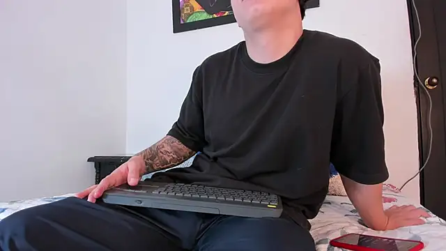 Liam saint online show from 30, 6, 2026
