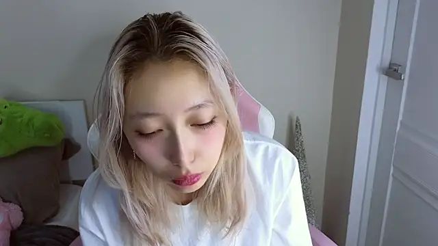 jasmilee online show from 14, 2, 2026