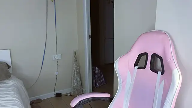 jasmilee online show from 9, 3, 2026