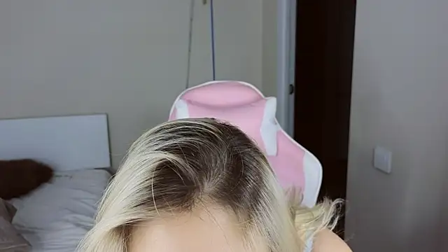 jasmilee online show from 31, 3, 2026