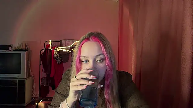 ZoraDearmon online show from 6, 2, 2026