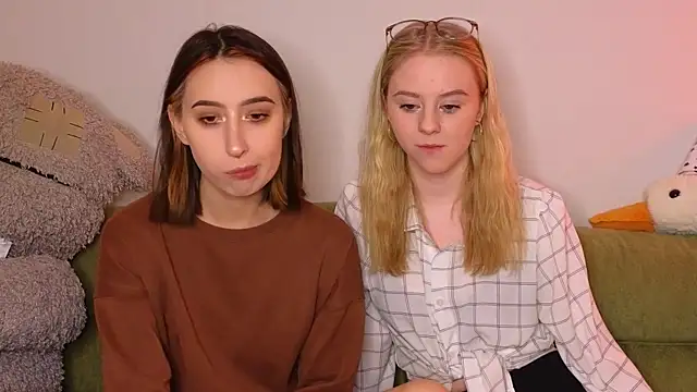 Mimipaws online show from 11, 1, 2026