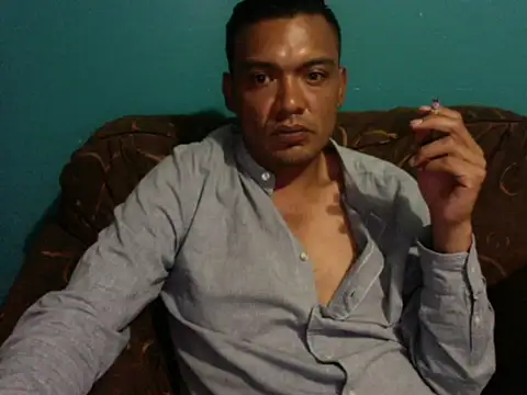 latinomoreno95 online show from 17, 6, 2026