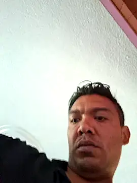 latinomoreno95 online show from 23, 5, 2026