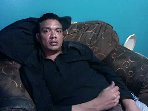 latinomoreno95 online show from 15, 5, 2026