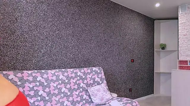 Amanda Luxe online show from 21, 4, 2026