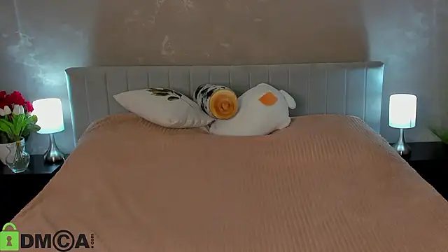 TessaDavidson online show from 24, 2, 2026