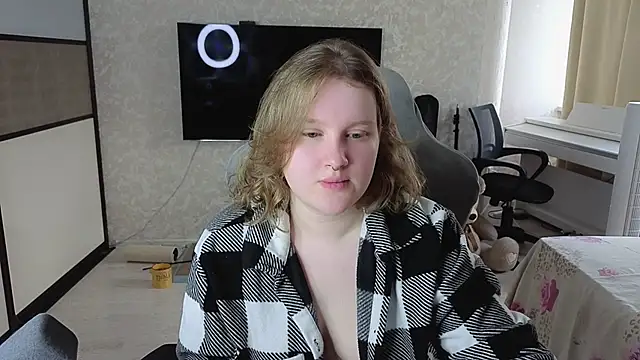 Snapshot of Ol1via chatting on 18, 6, 2026 Ol1via online show from 18, 6, 2026