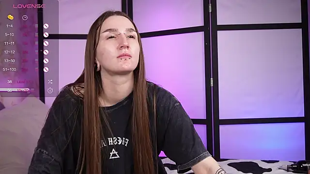 Alice Goth online show from 13, 3, 2026