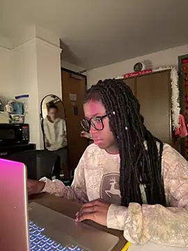 CookiesNcreaming online show from 5, 2, 2026