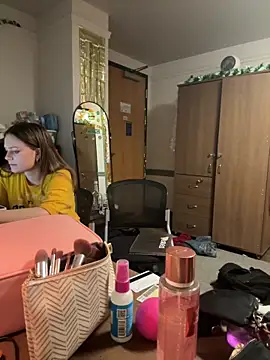 CookiesNcreaming online show from 24, 2, 2026