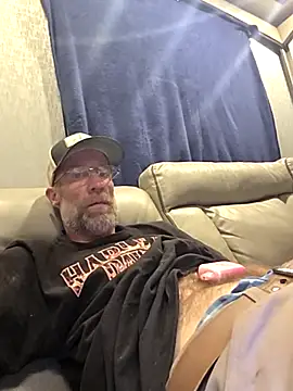 tittycum3636 online show from 15, 4, 2026