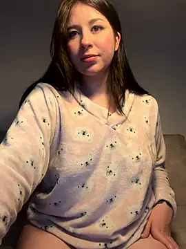 evelynrosess1 online show from 7, 1, 2026