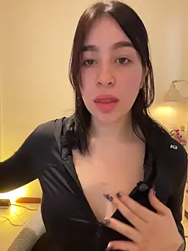 evelynrosess1 online show from 12, 7, 2026