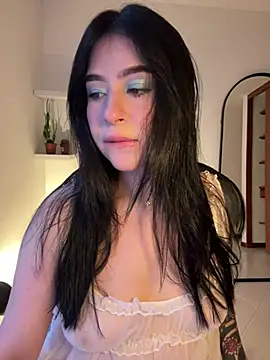 Snapshot of evelynrosess1 chatting on 5, 6, 2026 evelynrosess1 online show from 5, 6, 2026