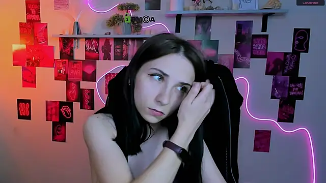 sweetie chloe  online show from 22, 4, 2026