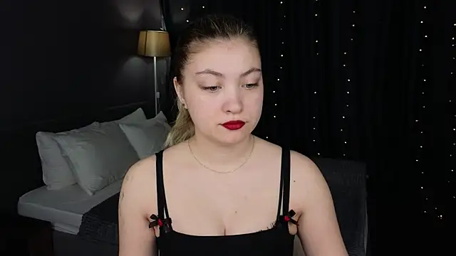 Angel  Grace online show from 20, 4, 2026