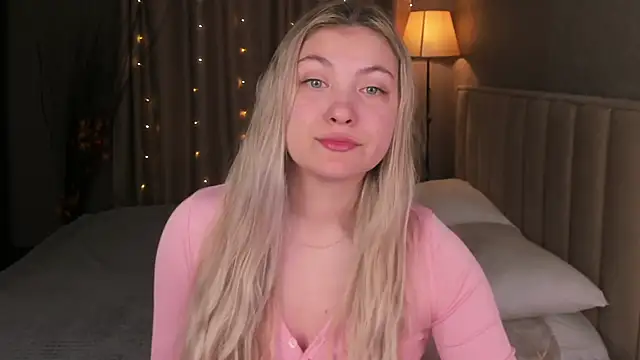 Snapshot of Angel__Grace chatting on 26, 5, 2026 Angel Grace online show from 26, 5, 2026