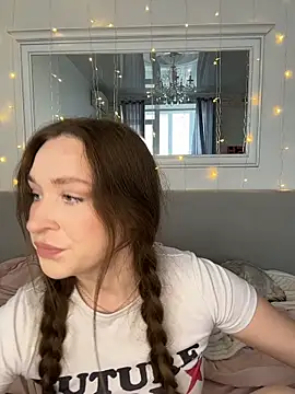 cuteeyesbaby online show from 24, 2, 2026