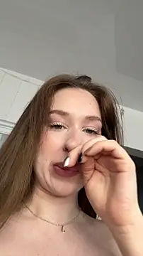 cuteeyesbaby online show from 4, 3, 2026