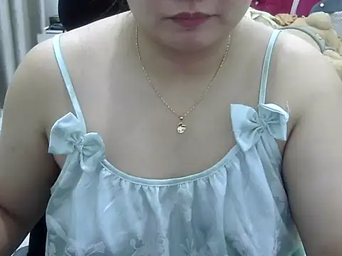 Snapshot of Sarah_no_land chatting on 30, 6, 2026 Sarah no land online show from 30, 6, 2026