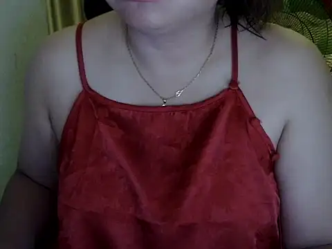 Snapshot of Sarah_no_land chatting on 1, 7, 2026 Sarah no land online show from 1, 7, 2026