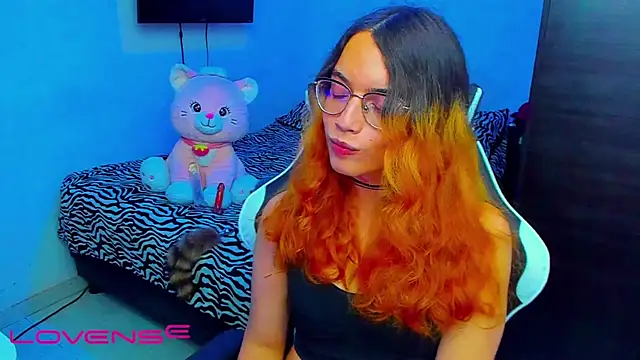 lillykittyyy online show from 9, 4, 2026