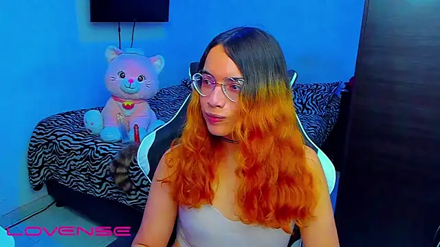 lillykittyyy online show from 19, 4, 2026