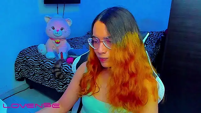 lillykittyyy online show from 18, 4, 2026