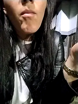 Astrid williams online show from 9, 3, 2026